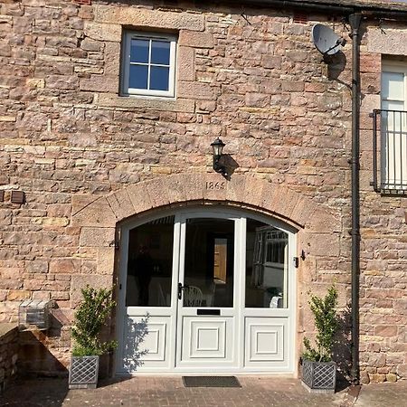 Westwood Barn Holiday Let Brough Sowerby Extérieur photo
