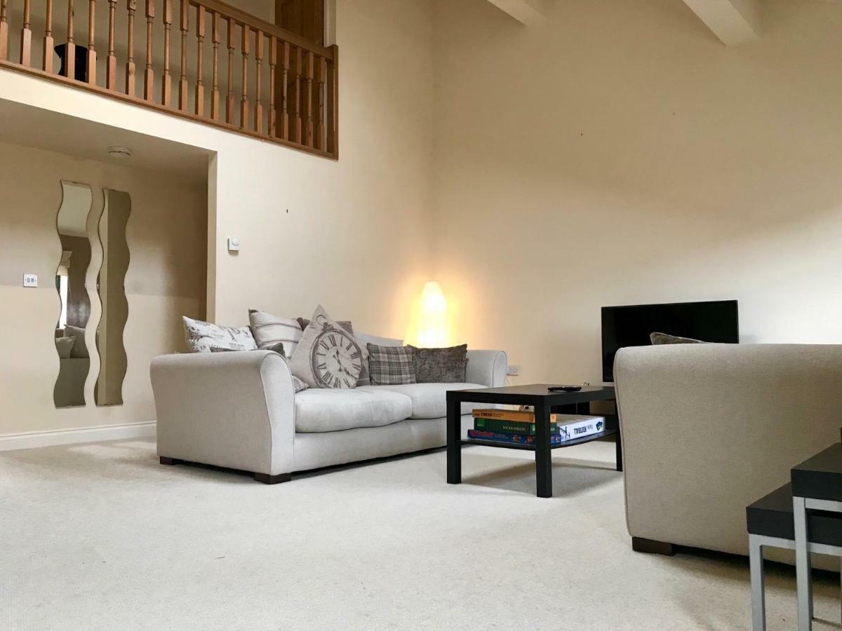 Westwood Barn Holiday Let Brough Sowerby Extérieur photo