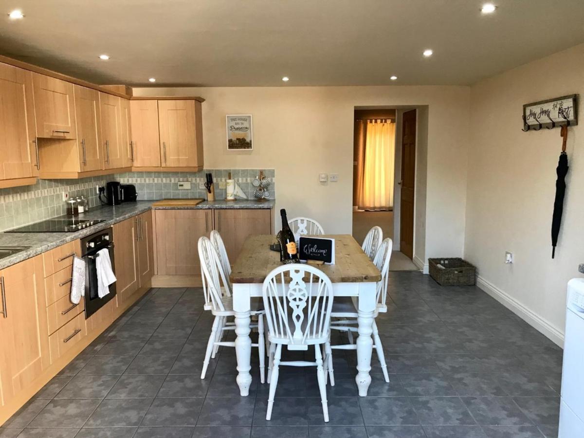 Westwood Barn Holiday Let Brough Sowerby Extérieur photo